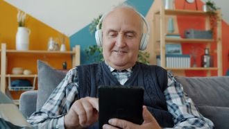 Older people are more likely to engage with health misinformation, according to international researchers who say this is across the web, not just on social media. The team looked at data from over 1,000 US adults, and found overall exposure to poor quality health content is limited, but increases with age, concentrated among those over 60. While older adults watch YouTube less than the young, a higher proportion of what they view was considered to be from low-credibility sources. In particular, those with worse discernment, and a more conspiratorial worldview, saw more low-credibility YouTube content, as did more conservative respondents. Low-credibility website exposure was also found to be greatest among conservatives and those who consume more right-leaning news. People who consume low-credibility political news were also more likely to encounter low-credibility health content. The team adds that those who saw more of this content weren’t necessarily looking specifically for it, but a broad preference for clickbait among these participants might help explain the findings.