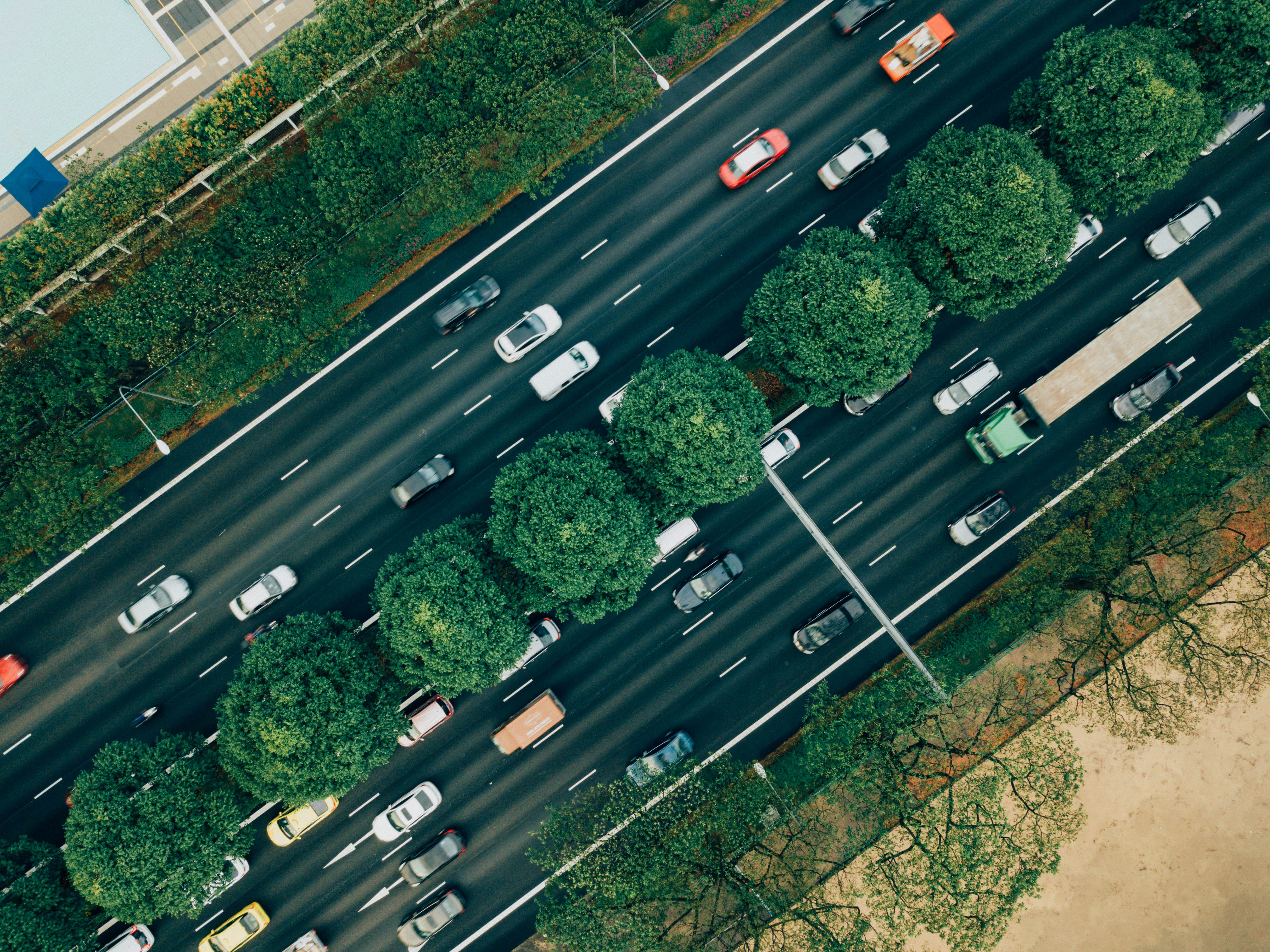 Photo by CHUTTERSNAP on Unsplash