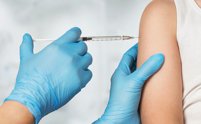 Child vaccination. Photo by iStock.