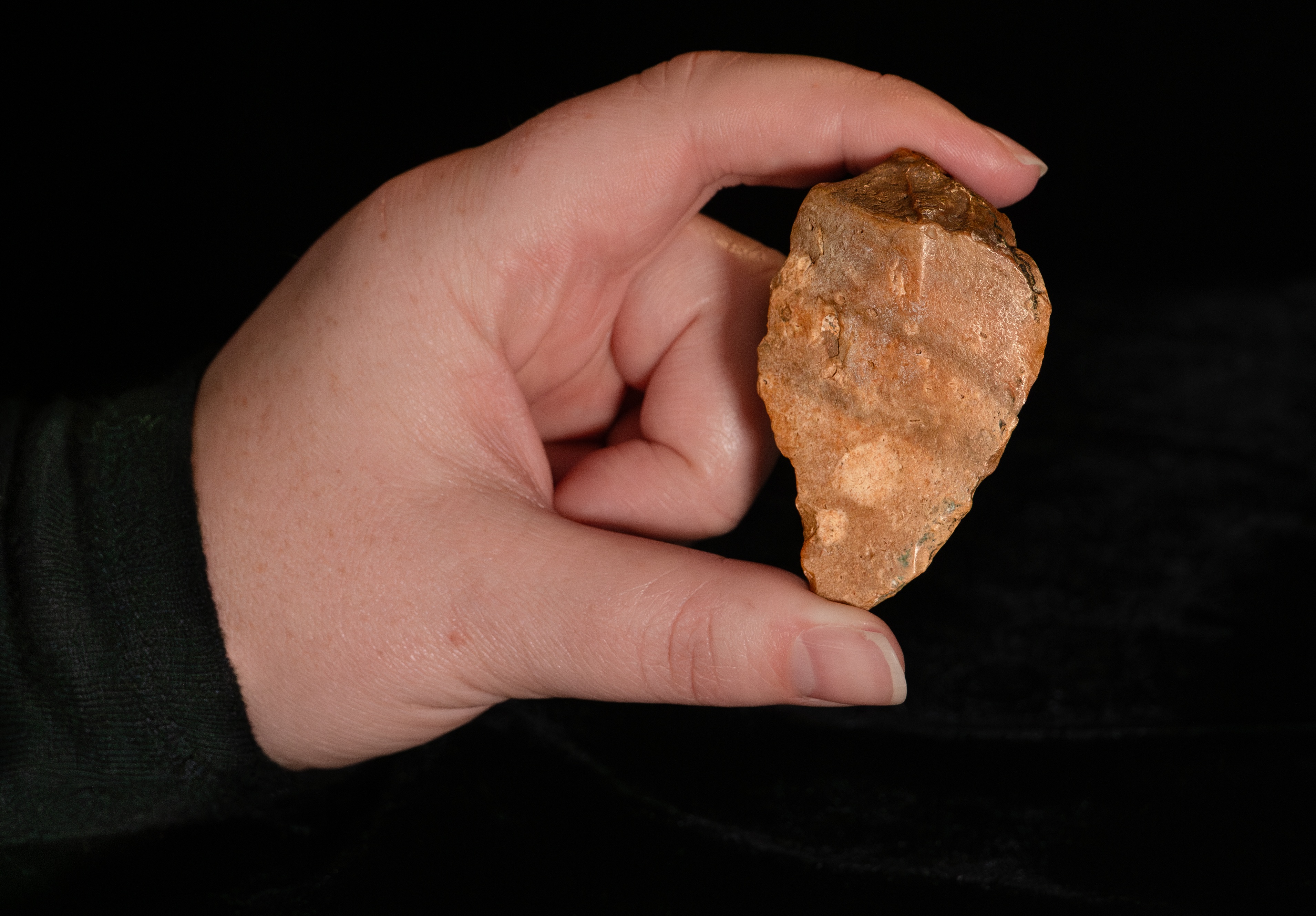 Stone tools from Calio, Sulawesi, dated to over 1.04 million years ago. Credit: M.W. Moore/University of New England