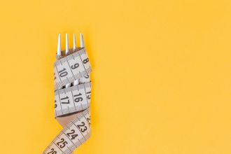 People with hip osteoarthritis alongside overweight/obesity who go on a very low-calorie diet for a year likely won't see additional improvements to their hip pain, but will likely see other health improvements compared to just doing an exercise regime, according to Australian researchers. The researchers recruited 101 adults and randomly split them into two groups; one did an exercise regime with a physiotherapist while the other group did the same exercise, but also followed a very low-calorie diet with nutritionist assistance. The researchers say those in the diet group lost more weight, but there were no clear differences in hip pain severity between the groups. However after a year, they say there were some improvements in hip function and lower pain medication use in the diet group.