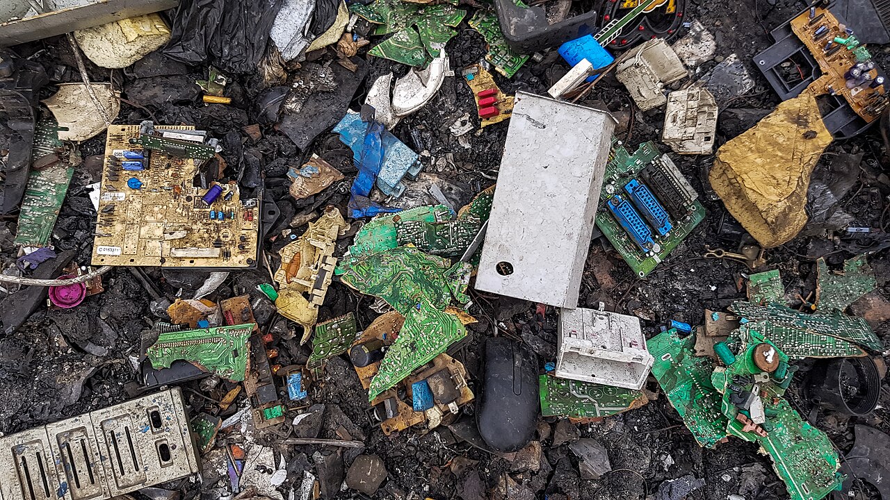 Scientists have renewed attention to contamination by polybrominated diphenyl ethers (PBDEs), a class of man-made chemicals formerly used as flame retardants in a wide range of products, including electronics, household appliances, vehicles, furniture, and upholstery. Credit: Muntaka Chasant: https://creativecommons.org/compatible-licenses/