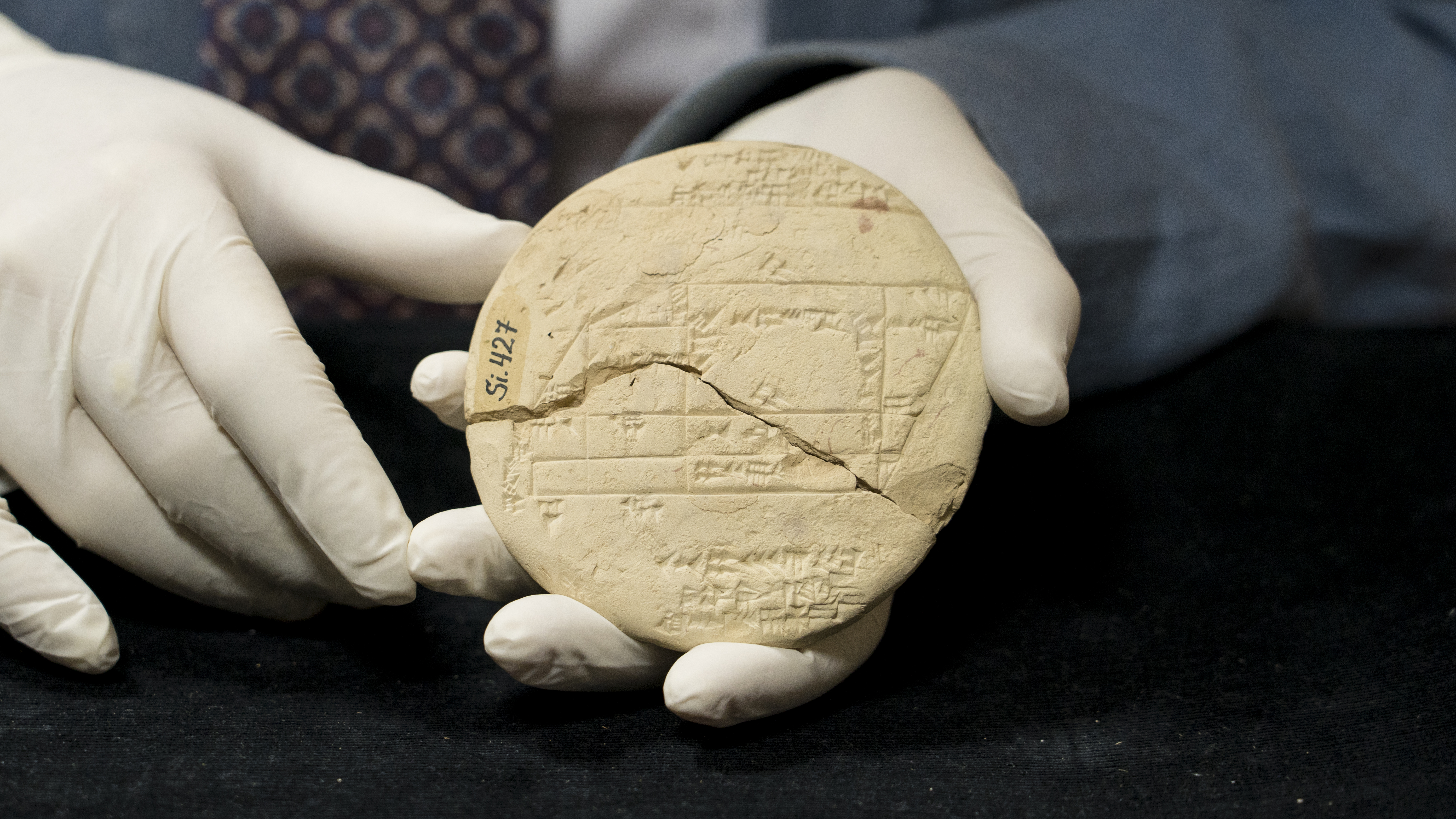 Si.427 is a hand tablet from 1900-1600 BC, created by an Old Babylonian surveyor. It’s made out of clay and the surveyor wrote on it with a stylus. Credit: UNSW Sydney