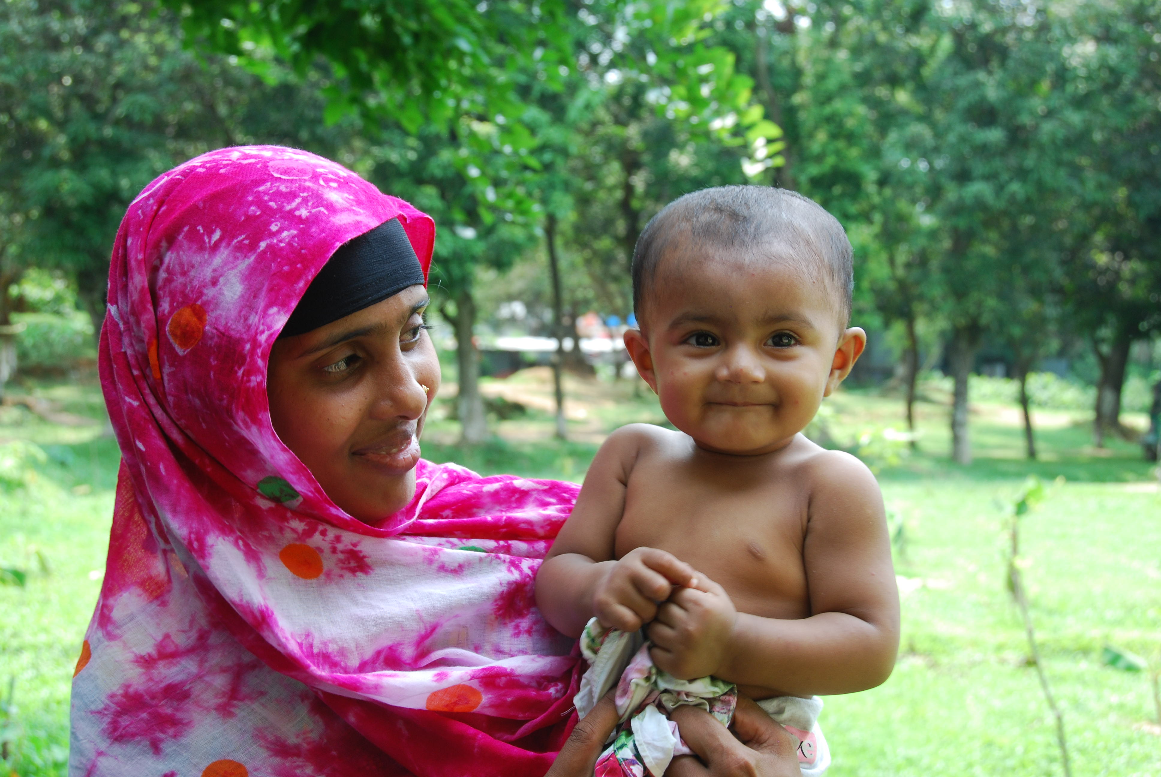A still captured from a previous iron trial led by Professor Sant-Rayn Pasricha in Bangladesh, one of the countries included in the data analysis study that was conducted for this new research. 