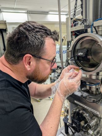Professor Chris Kirkland using an ion microprobe to date zircon mineral grains