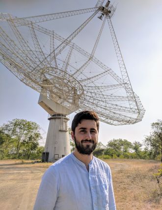 Andrew Zic at the GMRT radio telescope in India