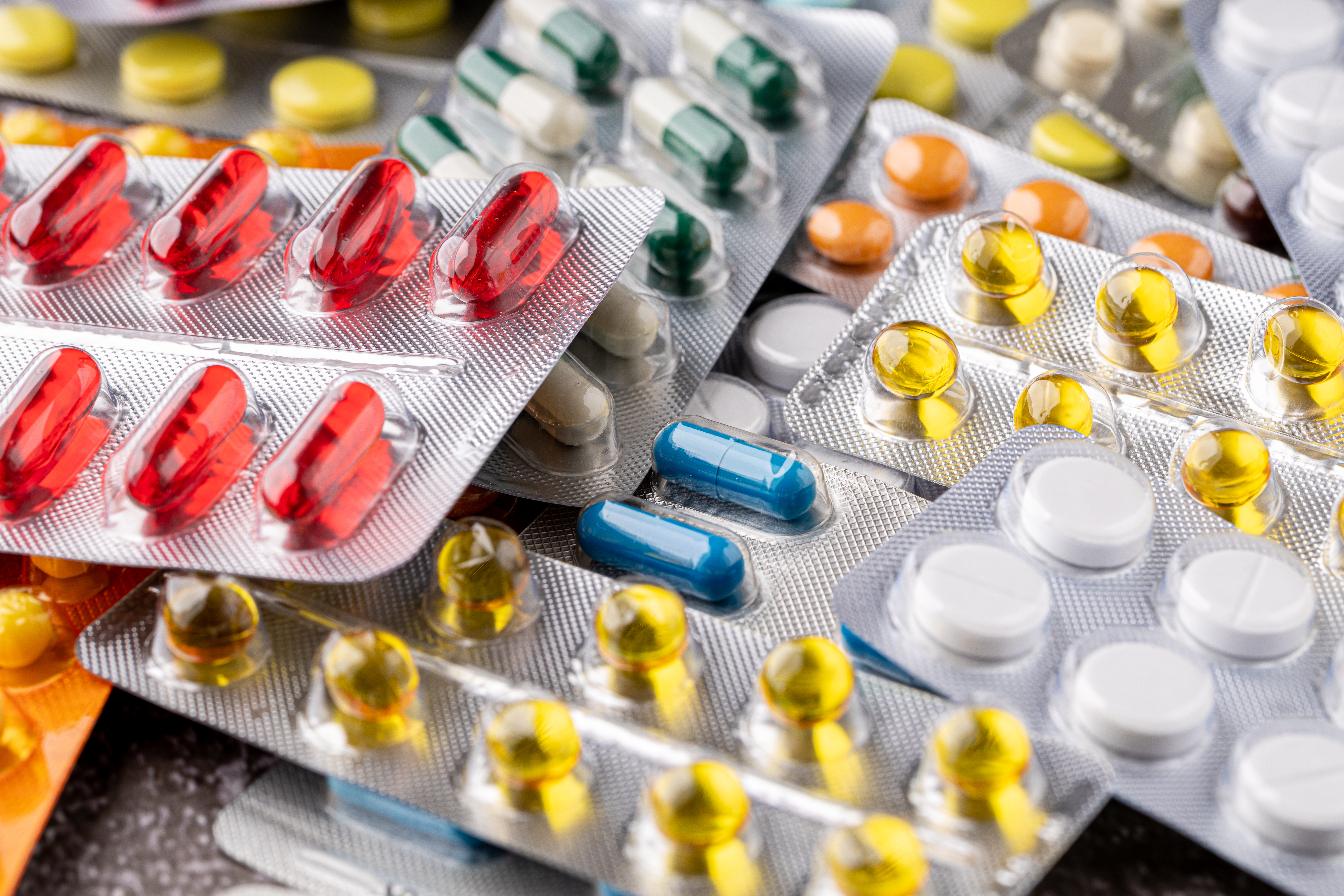 Getty images / scattering of pain medications