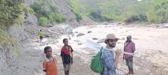 PNG fossil hunt