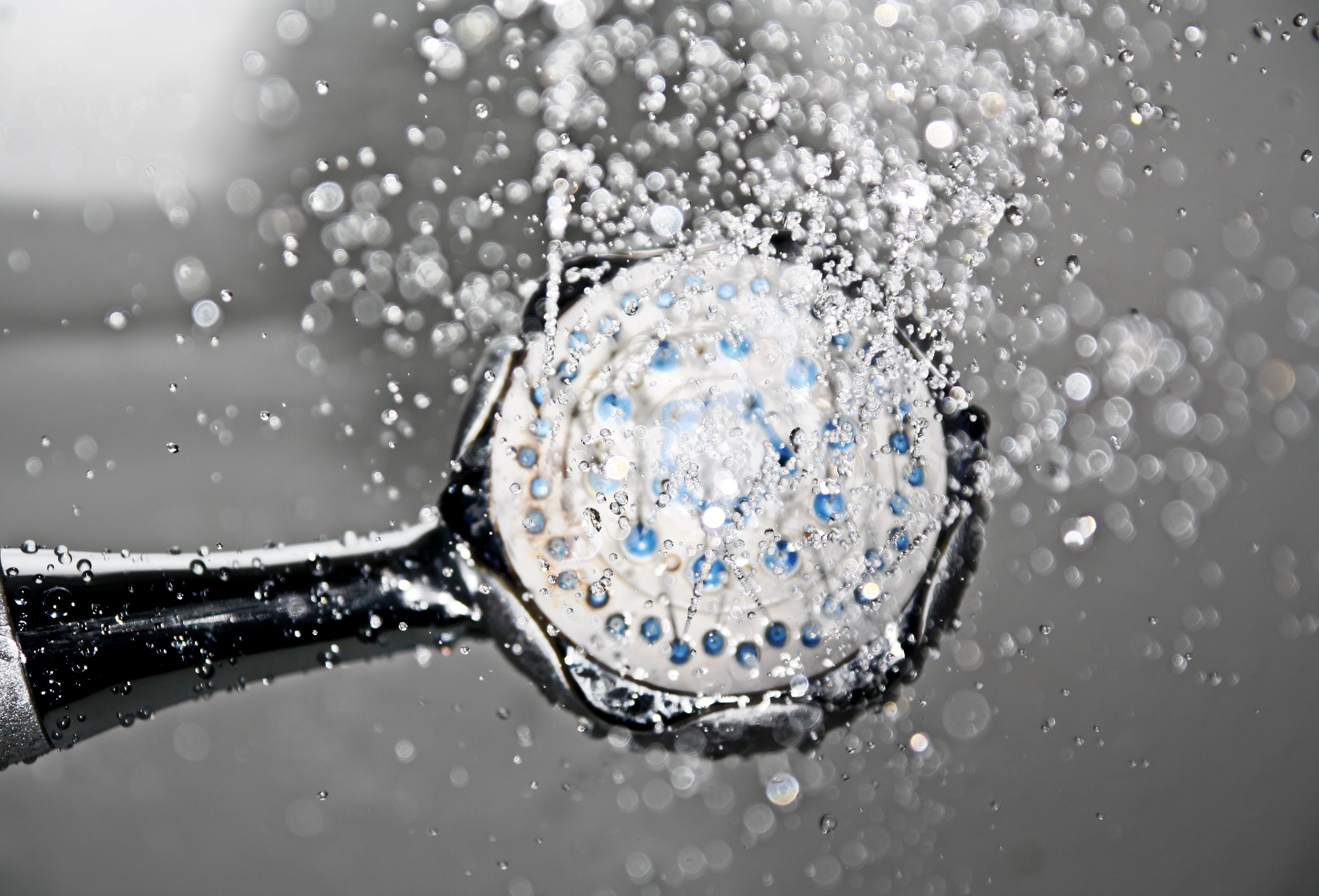 Legionnaires’ disease, a potentially serious form of pneumonia, can occur when people breathe in tiny water droplets (aerosols) containing the bacteria. Stock image courtesy Pixabay
