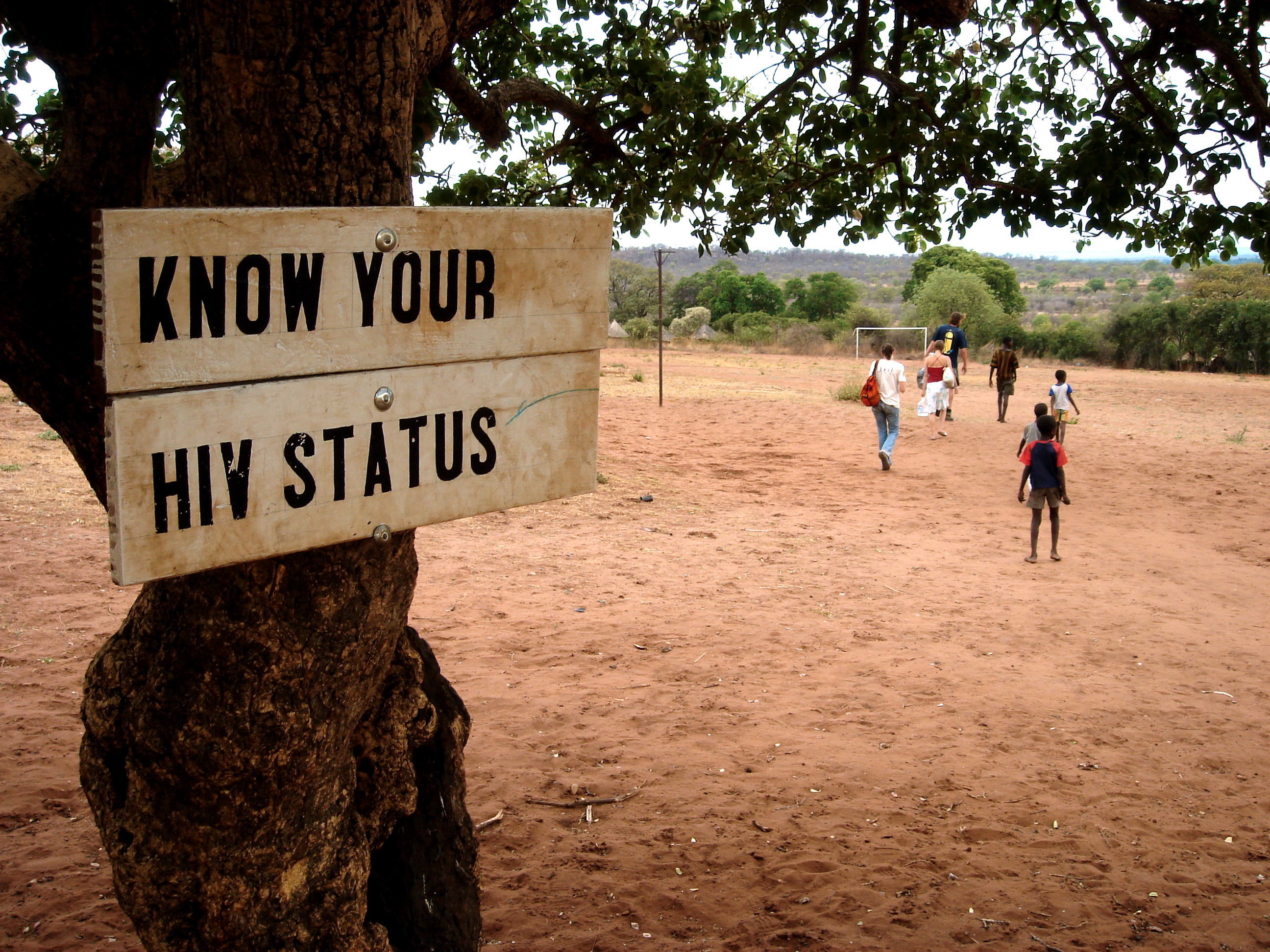 Know your HIV status by Jon Rawlinson (CC BY 2.0) https://www.flickr.com/photos/london/75148497/in/photostream/ https://www.flickr.com/photos/london/ https://creativecommons.org/licenses/by/2.0/