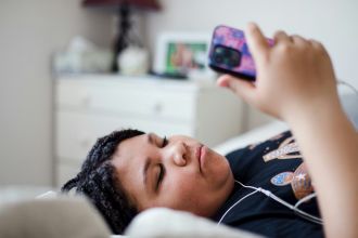 A survey has found that around 17% of teens reported experiencing online bullying related to their weight, with rates especially high for users of Twitter and Twitch. The survey, which includes teens from Australia, Canada, Chile, Mexico, the UK and US, found that teens who spent more time online had higher rates of weight-related bullying, with a 13% increase in bullying reported for every additional hour of screen time reported. The study found that almost 70% of Twitter users reported being bullied, and Twitch was the second-highest social media platform linked to weight-related bullying. The authors say there is a strong need to make social media and online spaces more accepting and safer for young people to engage in. 