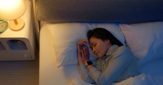 Maintaining a bedroom temperature of 24°C at night while sleeping reduces stress responses in older adults, according to new Griffith University research.