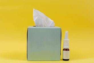 Nasal sprays could one day offer easy and effective protection against flu, according to an early-stage US study. Researchers sprayed anti-flu antibodies (which bind to and neutralise the virus) into the noses of healthy volunteers and found that the spray was safe in humans. They also gave the experimental nasal spray to macaques and showed that it gave them the best protection against flu infection when given twice daily. The researchers say giving the antibodies nasally ensures there are lots of them in the nose, where flu viruses first invade. They highlight that people can take nasal sprays themselves, meaning they could be rolled out more quickly and easily than vaccines for short-term protection at the start of a pandemic.