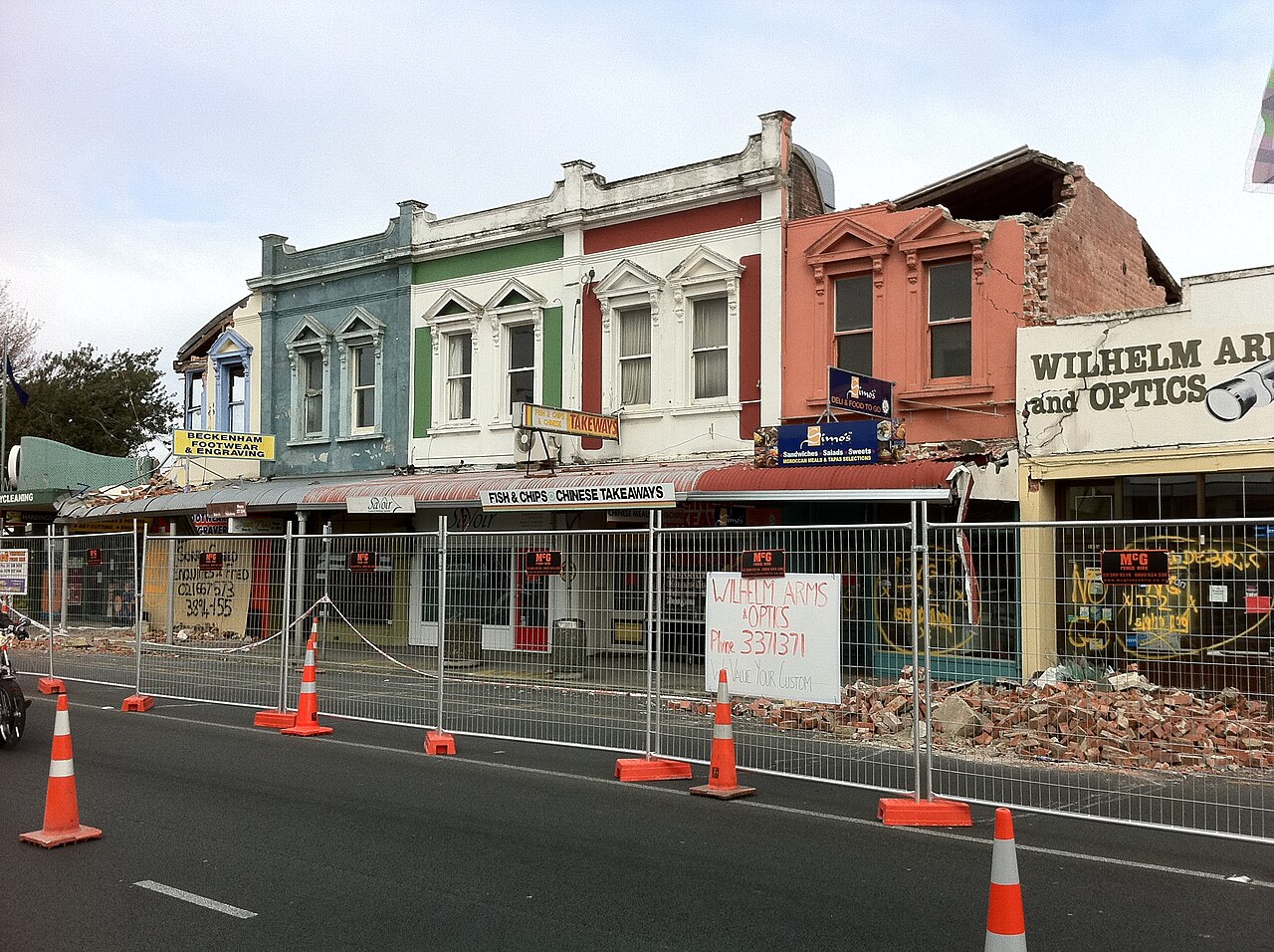 Damage from 2010 Darfield earthquake in Beckenham. Credit: Greg O'Beirne, CC BY 2.0 <https://creativecommons.org/licenses/by/2.0>, via Wikimedia Commons