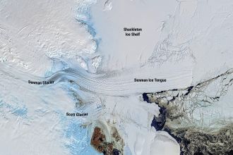 Satellite image of Denman Glacier-Shackleton ice shelf system