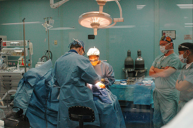 By U.S. Navy photo by Chief Photographer's Mate Don Bray - This image was released by the United States Navy with the ID 060607-N-9076B-040. Public Domain, https://commons.wikimedia.org/w/index.php?curid=8243812