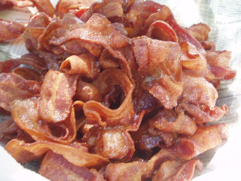 Lots_of_bacon By shawnzam - CC BY 2.0