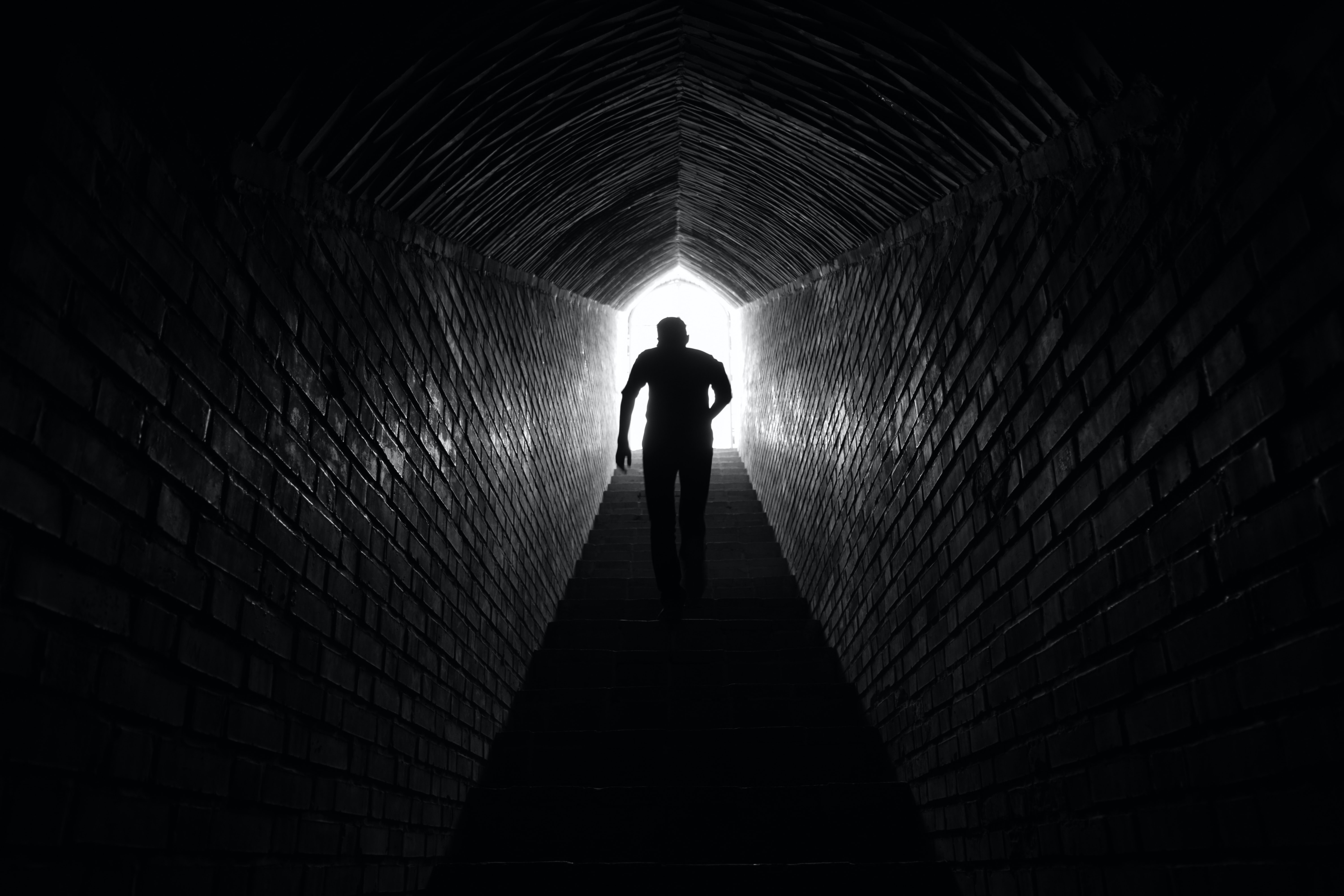 Image by Mahdi Dastmard on UnSplash