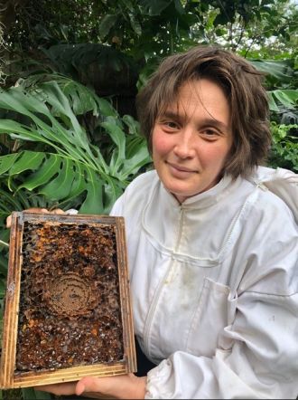 Lead author Dr Ros Gloag from the University of Sydney.