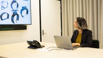 Dr Negin Hesam Shariati.