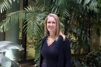 Professor Eske Derks