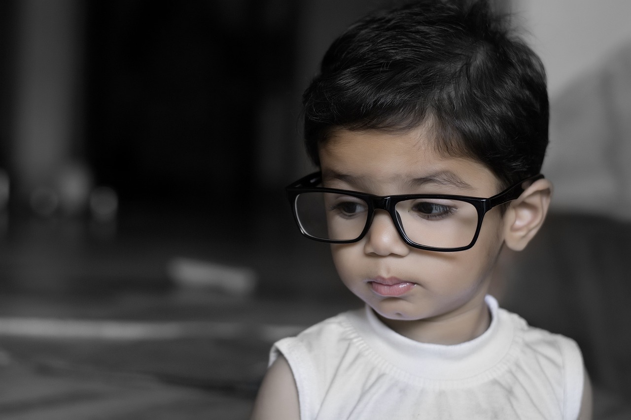 CC-0. https://pixabay.com/photos/girl-child-glasses-eyewear-1281616/