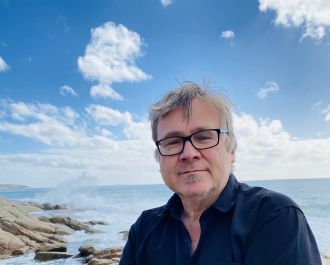 Associate Professor Jochen Kampf