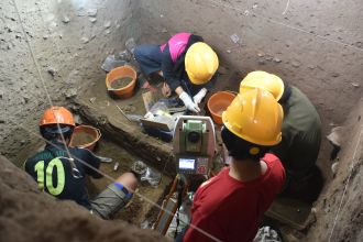 Excavations at Leang Panninge cave.