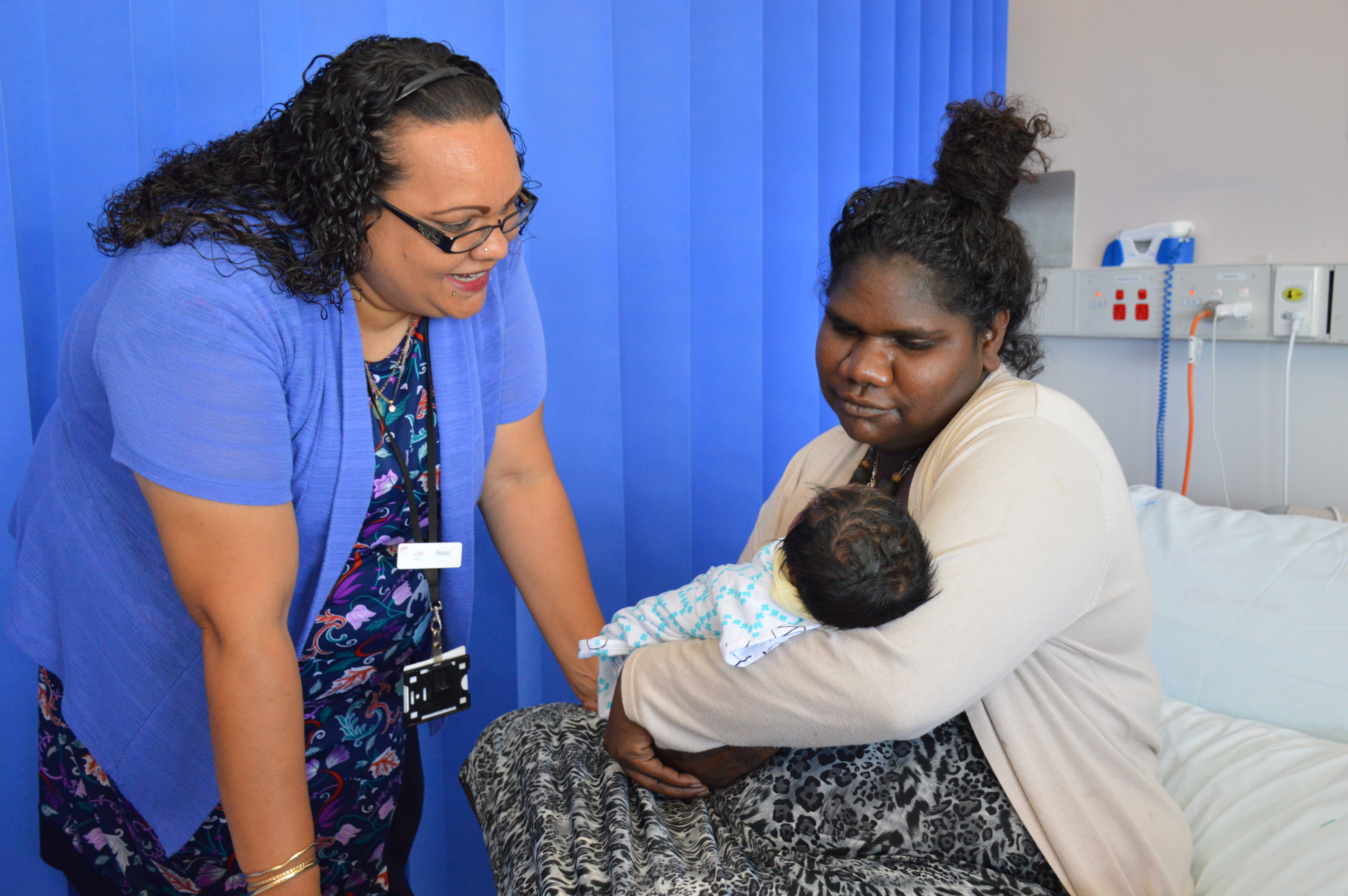 PANDORA Research Officer Sian Graham with Nataria-Ann O'Keefe and her baby Bill