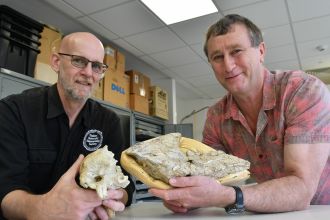 Vertebrate palaeontologists 