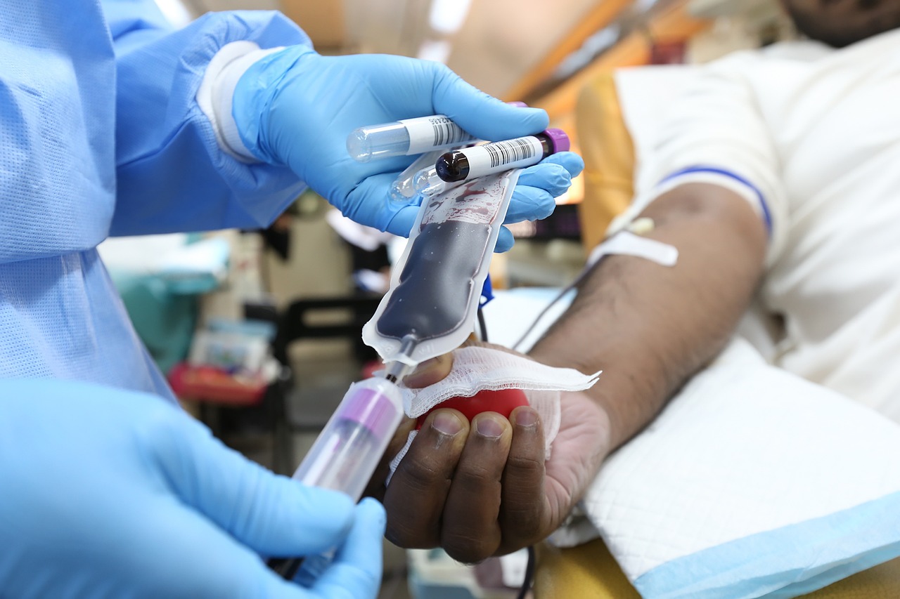 CC-0. https://pixabay.com/photos/blood-donation-donate-plasma-donor-5053771/