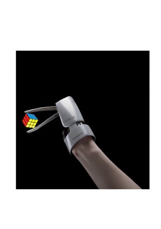 Tweezer-like bionic tool 