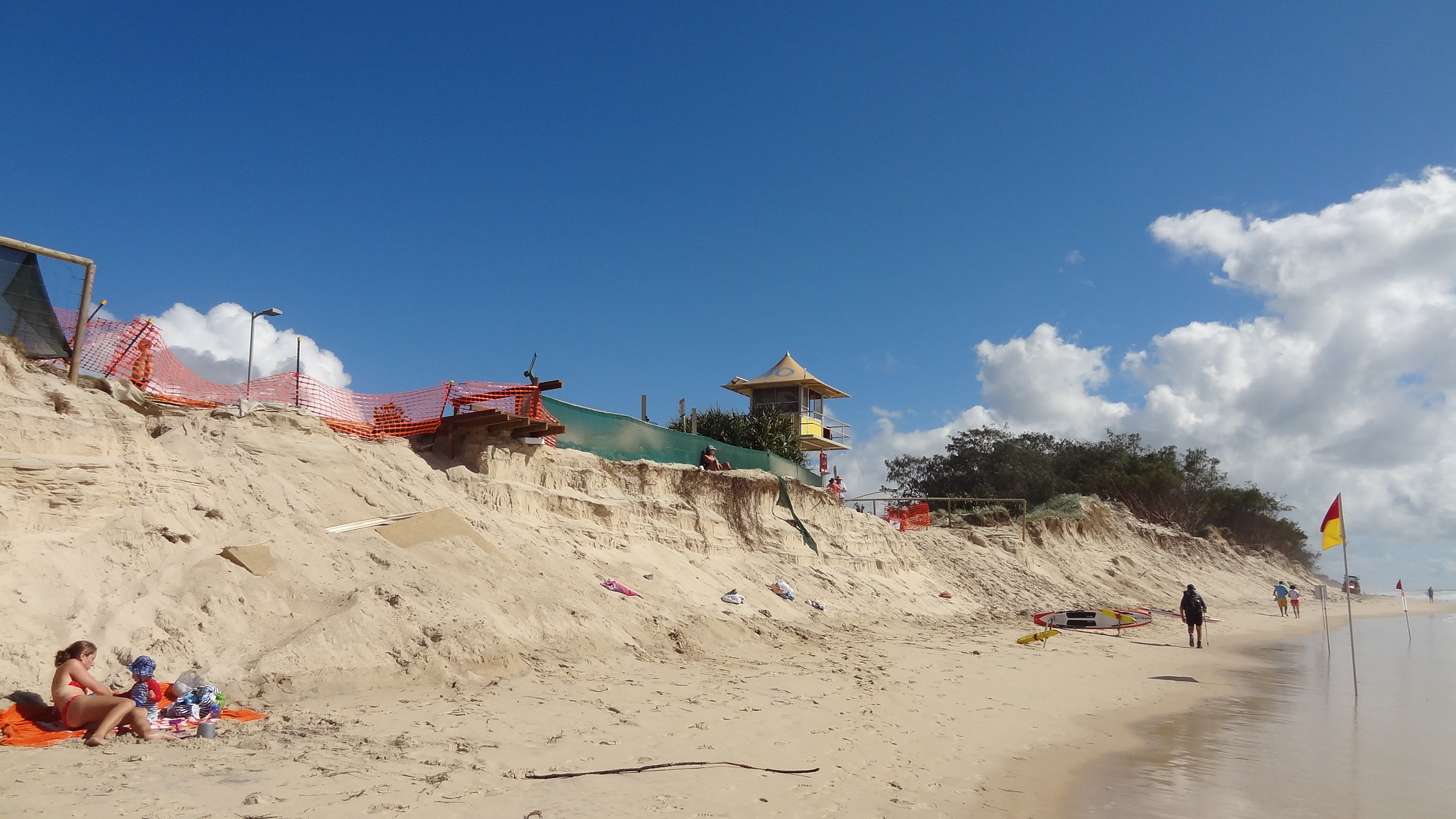 Coastal erosion at Main Beach surf lifesaving tower, Australia's Gold Coast Credit: Clitt, Flickr https://www.flickr.com/photos/citt/8608562233 https://creativecommons.org/licenses/by-nc-nd/2.0/