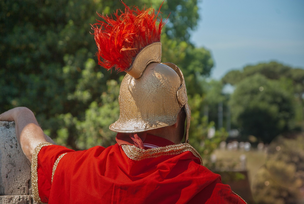 CC-0. https://pixabay.com/photos/rome-roman-antique-soldier-helmet-2350633/