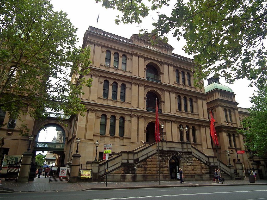 Sydney_Hospital_-_Sydney_NSW_(12866031634) By sv1ambo - Sydney Hospital - Sydney NSW, CC BY 2.0