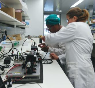 Tamarah Koleala and Leandra Arndt with the RMOD prototype