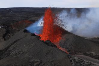 Aerial image of fissure erupting on the Northeast Rift Zone of Mauna Loa