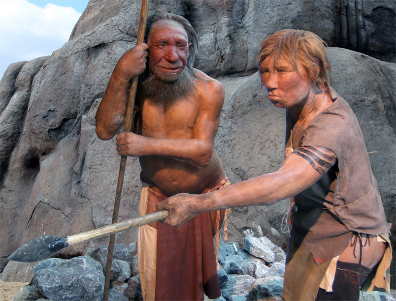 Neandertal_adam_ve_kadın_modeli_Almanya By UNiesert_Frank Vincentz_montage_Abuk SABUK_ CC BY-SA 3.0