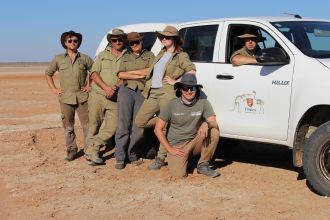 Flinders palaeontologists on their 2017 field trip 