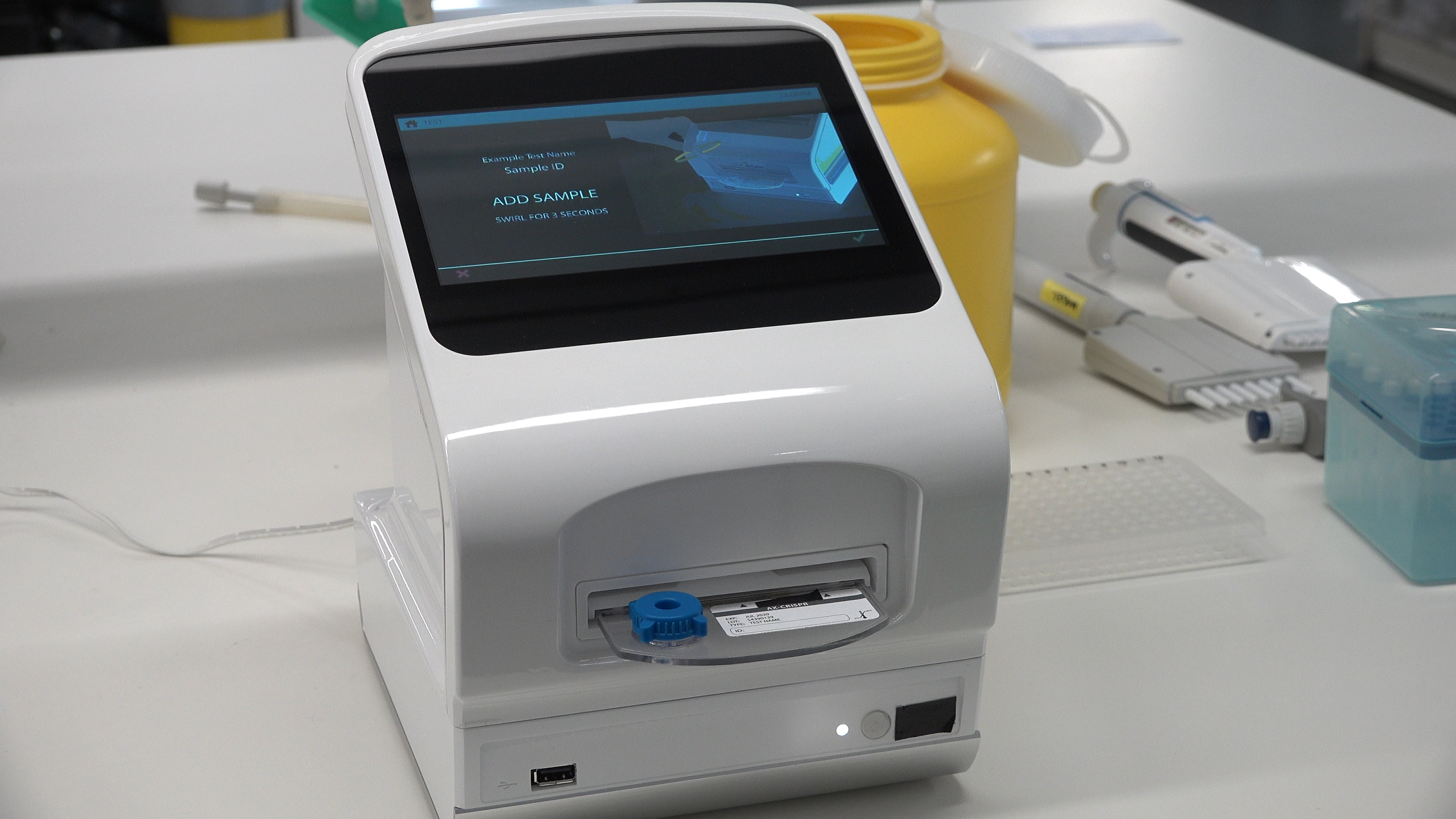 Model of c-FIND diagnostic device