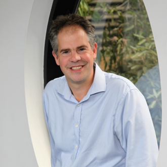 Dr Edward Giles