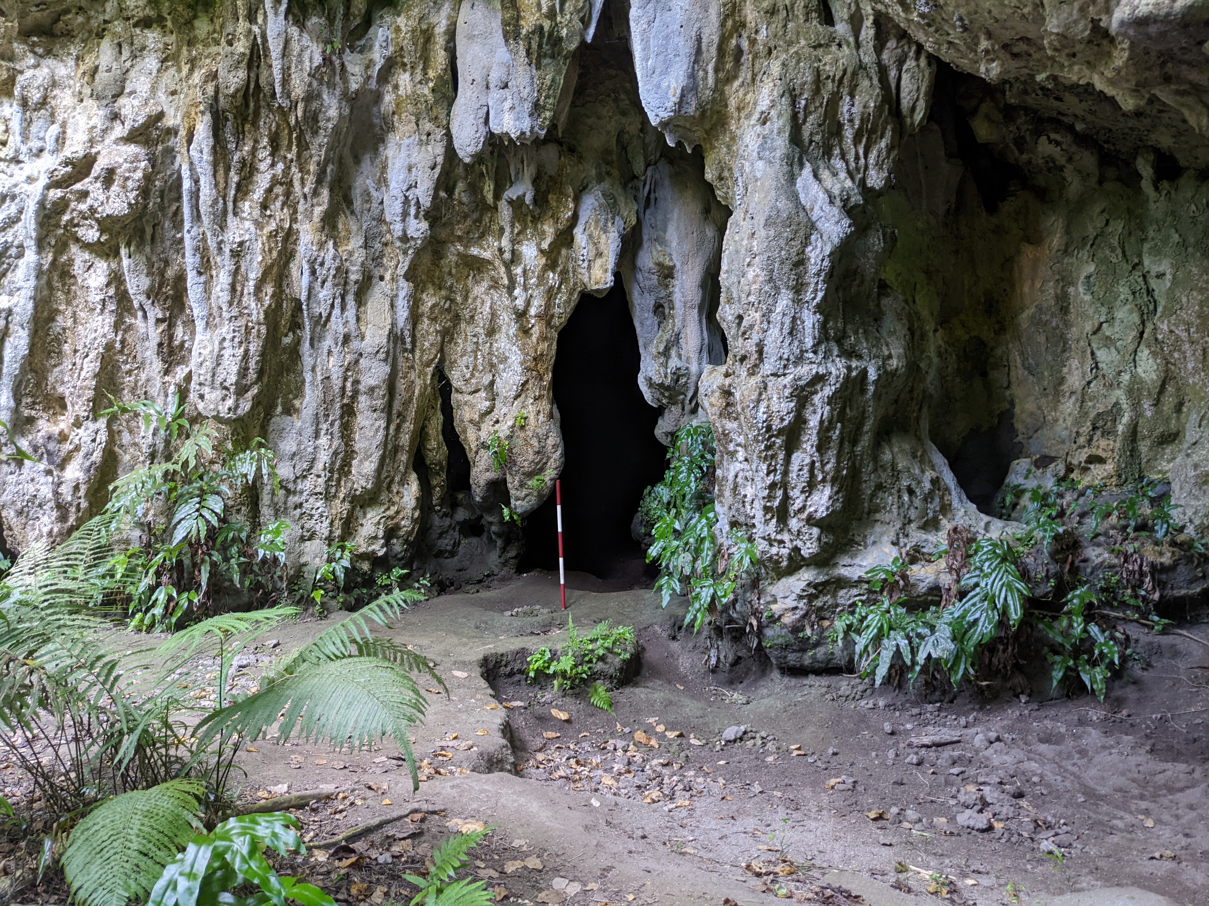 Ritidian Beach Cave. Photo: Hsiao-chun Hung