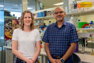 Dr Michelle Neller & Professor Rajiv Khanna from QIMR Berghofer