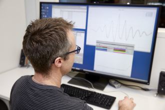 Dr Bernt Johannessen  reviews XAS data