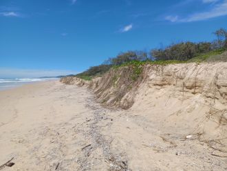 Beach erosion research UniSC