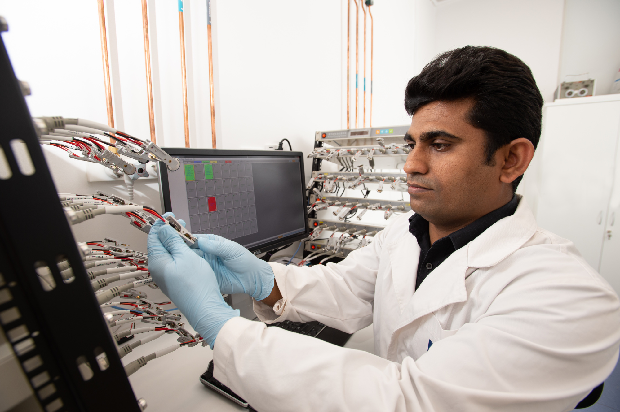 Associate Professor Deepak Dubal. credit: QUT