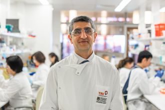 University of Queensland researcher Professor Kiarash Khosrotehrani