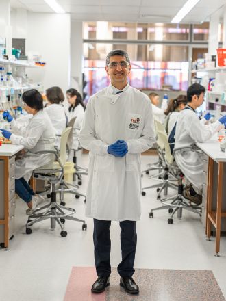 University of Queensland researcher Professor Kiarash Khosrotehrani