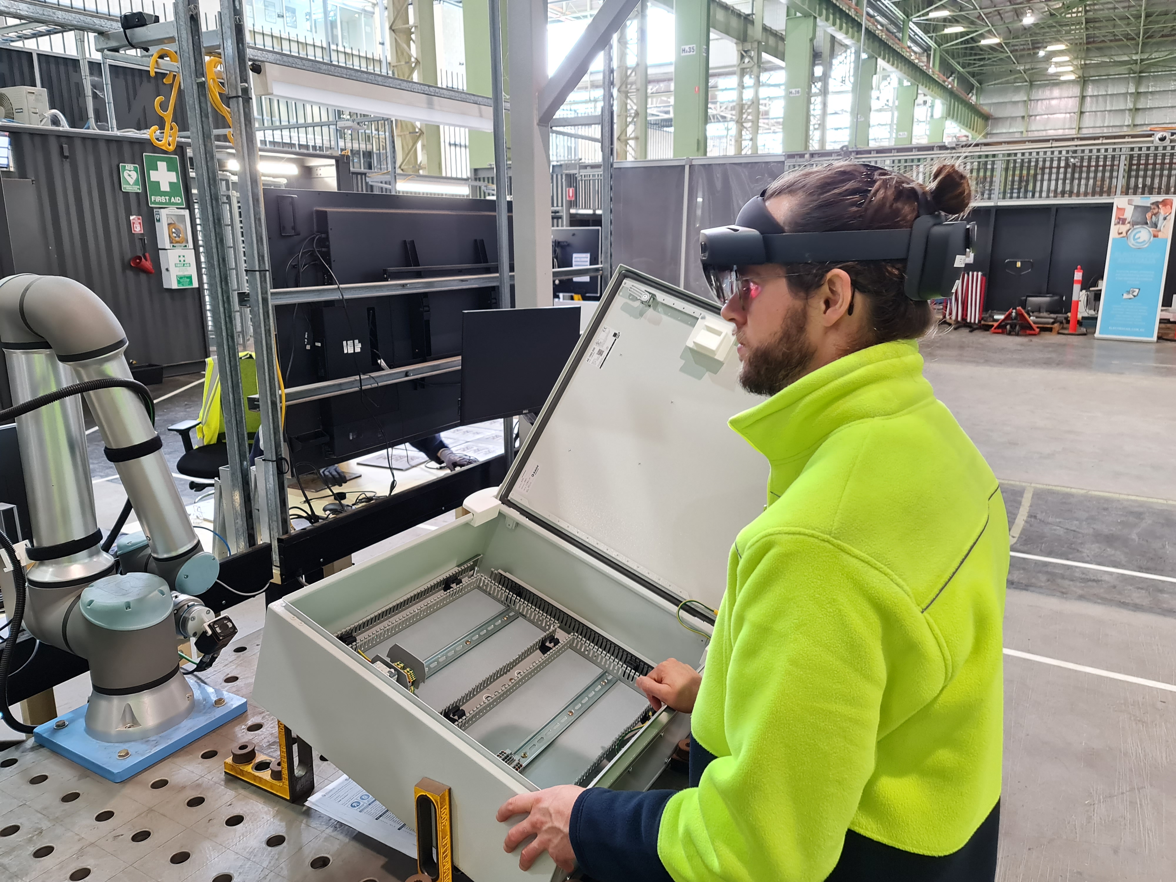  High-tech factory workers of the future will rely on training and support from Industry 4.0 technology.