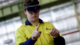 ‘AR-HMD Hololens 2’ 